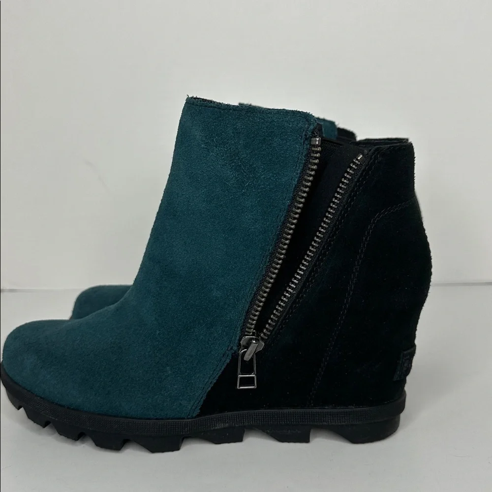 Sorel Joan of Arctic Wedge II Side Zip Boots Blue Suede Women's Size US 9‎ EU 40